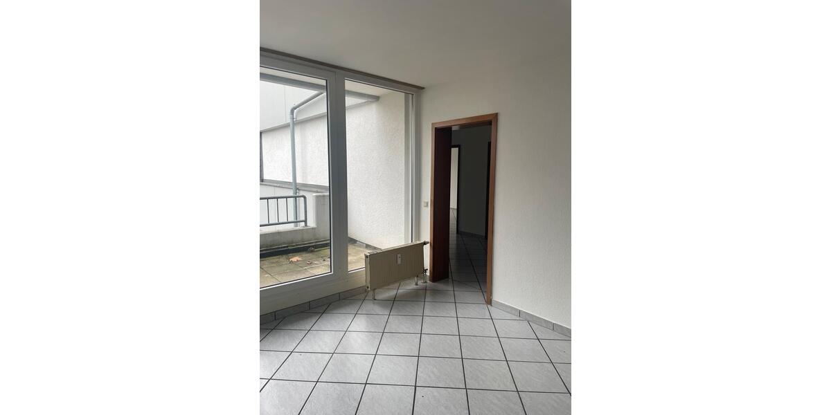 Etagenwohnung Bergisch Gladbach Alt-Frankenforst - 3 Zimmer, 94 m&sup2;, 1.570&euro; | Angebot:25478998