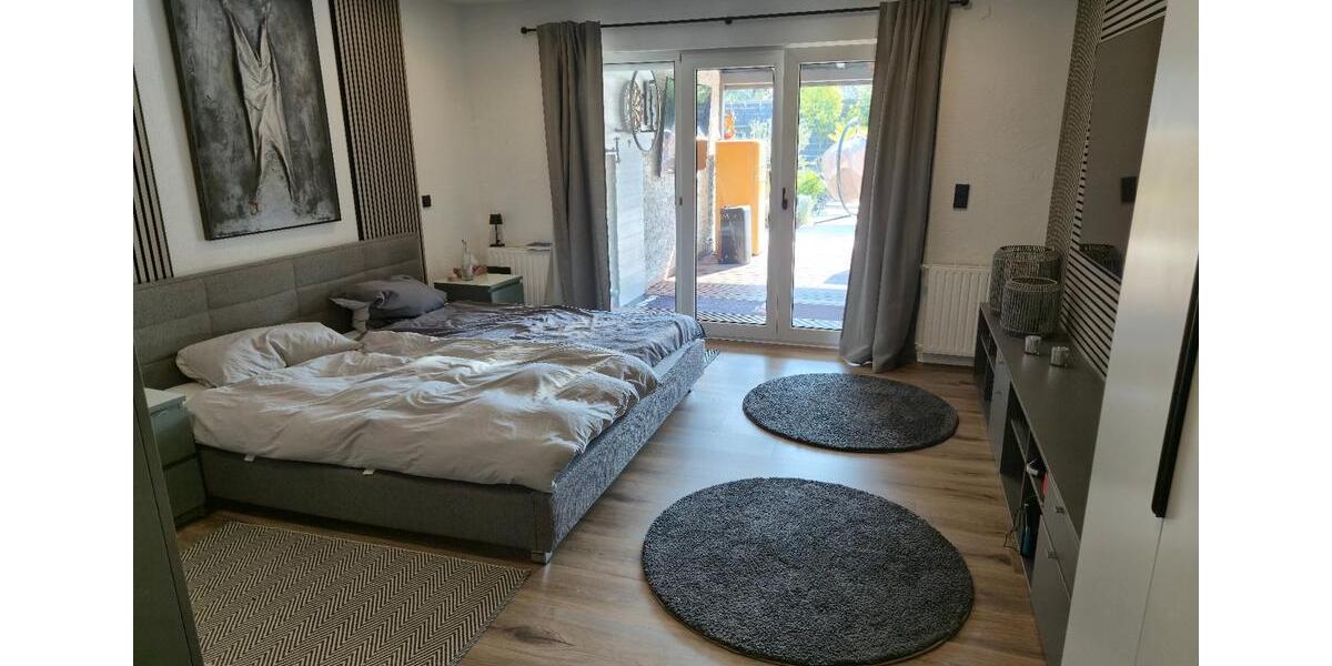 Einfamilienhaus Wesseling - 6 Zimmer, 204 m&sup2;, 850.000&euro; | Angebot:26183406