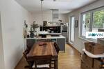 Schöne 3-Zimmer-Wohnung mit offenem Küchenbereich und Dachterrasse