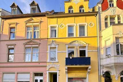 Haus zum Kaufen in Bonn 650.000 € 220 m² 13 zimmer