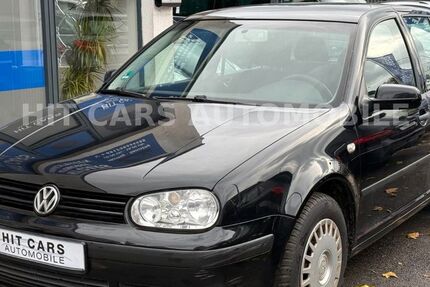 VW Golf 220.000 km 2.400 € Leverkusen 51375