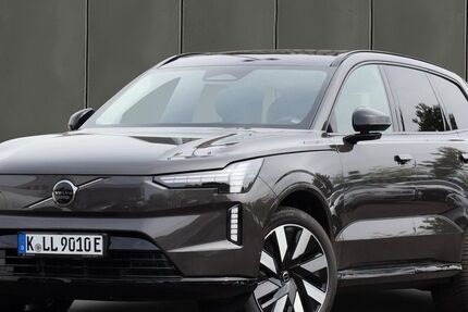 Volvo EX90 9.500 km 87.990 &euro; Köln 50968
