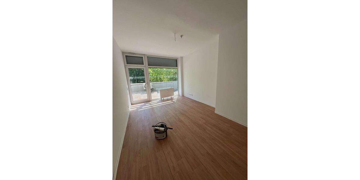 WG geeignete 3 Zimmer-Studentenwohnung inkl. Küche neben dem Rhein-Center! [VAC-16643] 3 zimmer