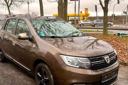 Dacia Logan 113.000 km 6.999 &euro; Köln 51109