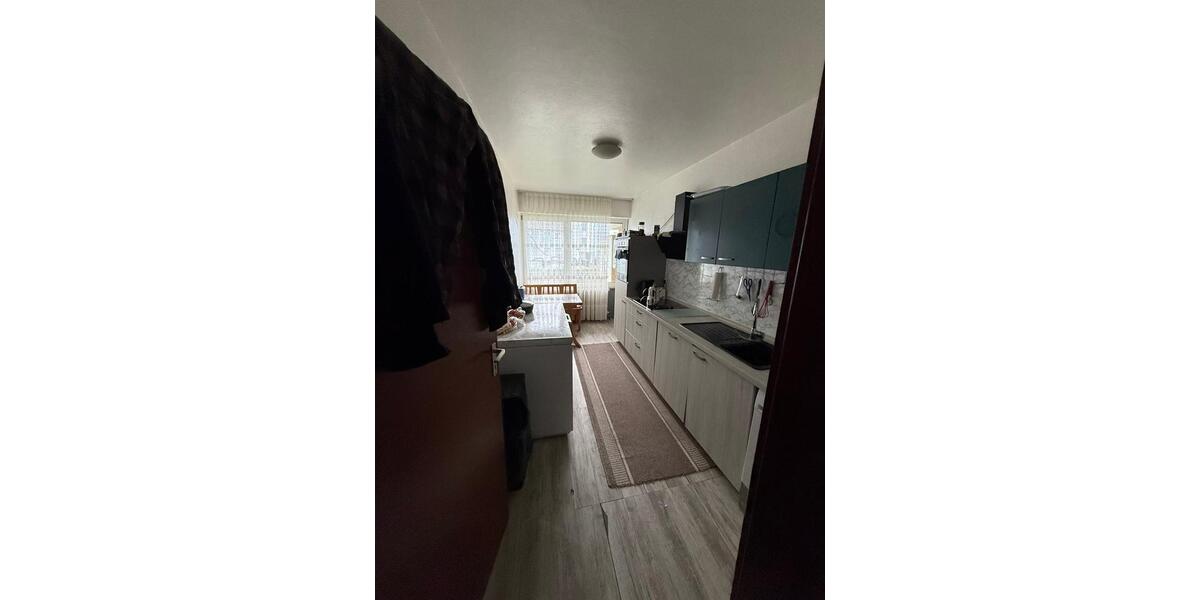 Etagenwohnung Niederkassel - 4 Zimmer, 84 m&sup2;, 138.000&euro; | Angebot:26145631