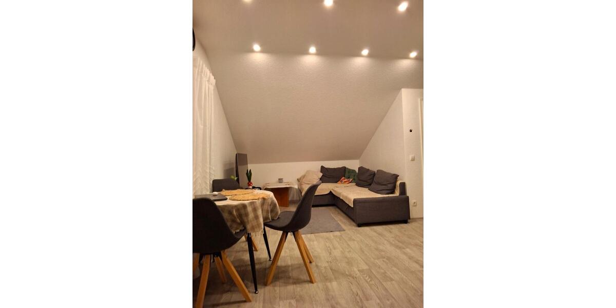 Dachgeschoßwohnung Weilerswist - 2 Zimmer, 38 m&sup2;, 610&euro; | Angebot:25131185