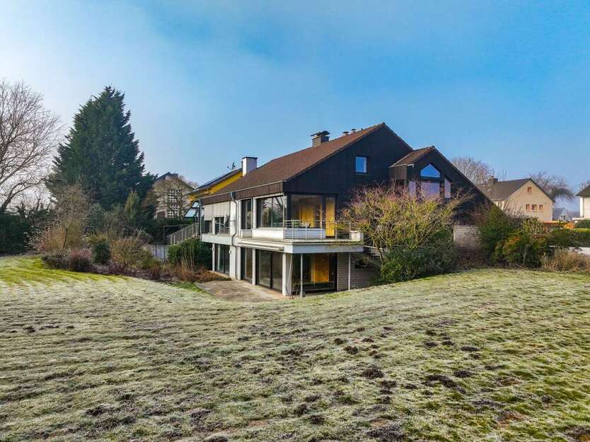 Haus zum Kaufen in Swisttal 998.000 € 354 m²