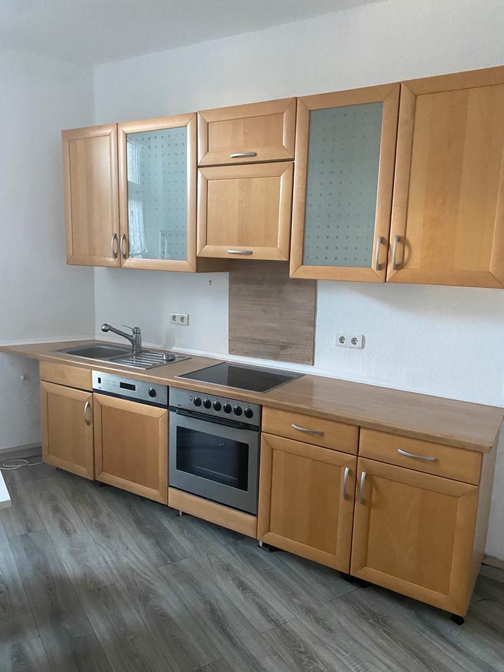 Zwei-Zimmer-Wohnung mit Einbauküche in Ohligs zimmer