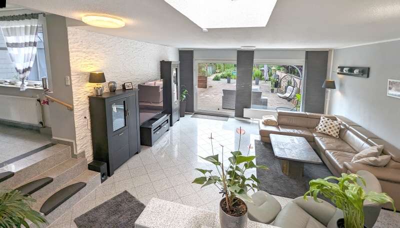 Wohnung zum Mieten in Köln 1.250 € 122 m²