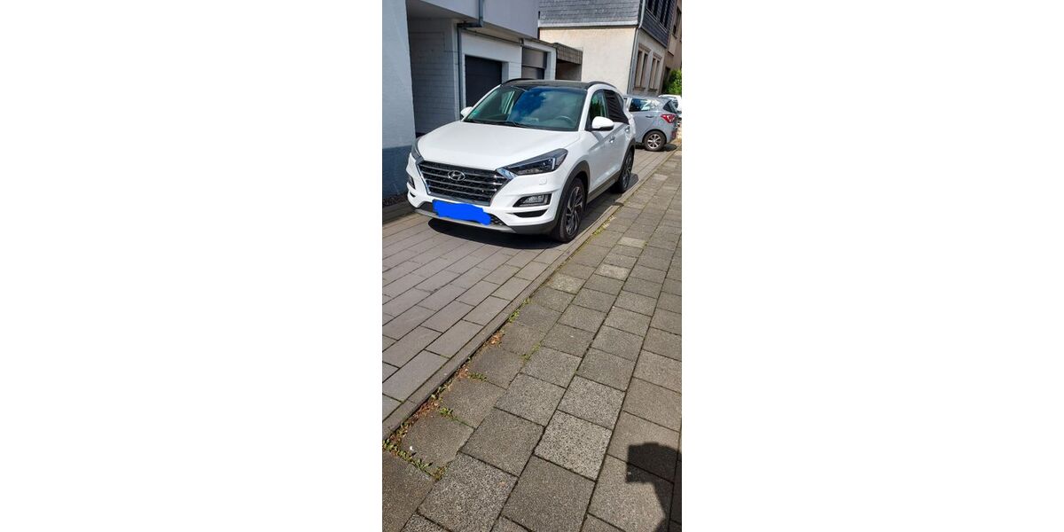 Hyundai TUCSON 134.000 km 16.499 &euro; Wesseling 50389