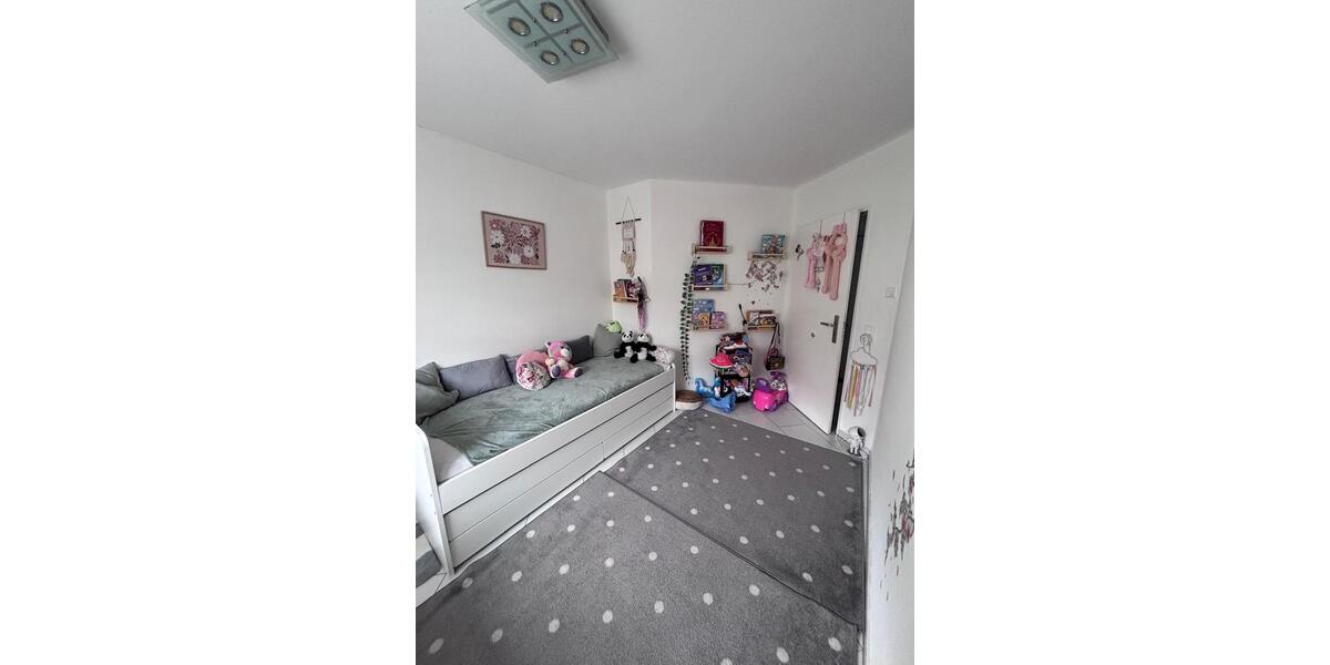 Etagenwohnung Köln Chorweiler - 3 Zimmer, 70 m&sup2;, 335.000&euro; | Angebot:26634588