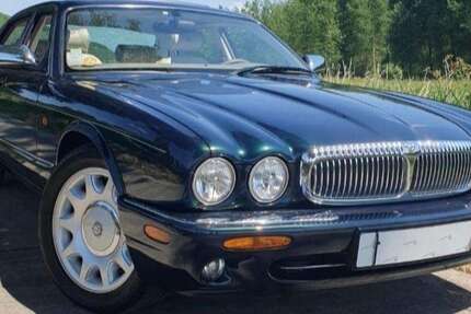 Jaguar Daimler 84.000 km 38.500 &euro; Köln 50999