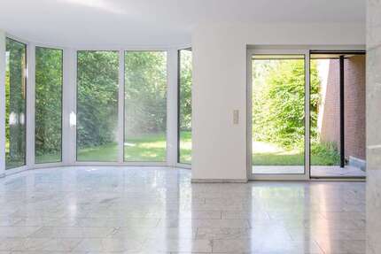Haus zum Kaufen in Düsseldorf-Stockum 1.150.000 € 216 m² 6 zimmer