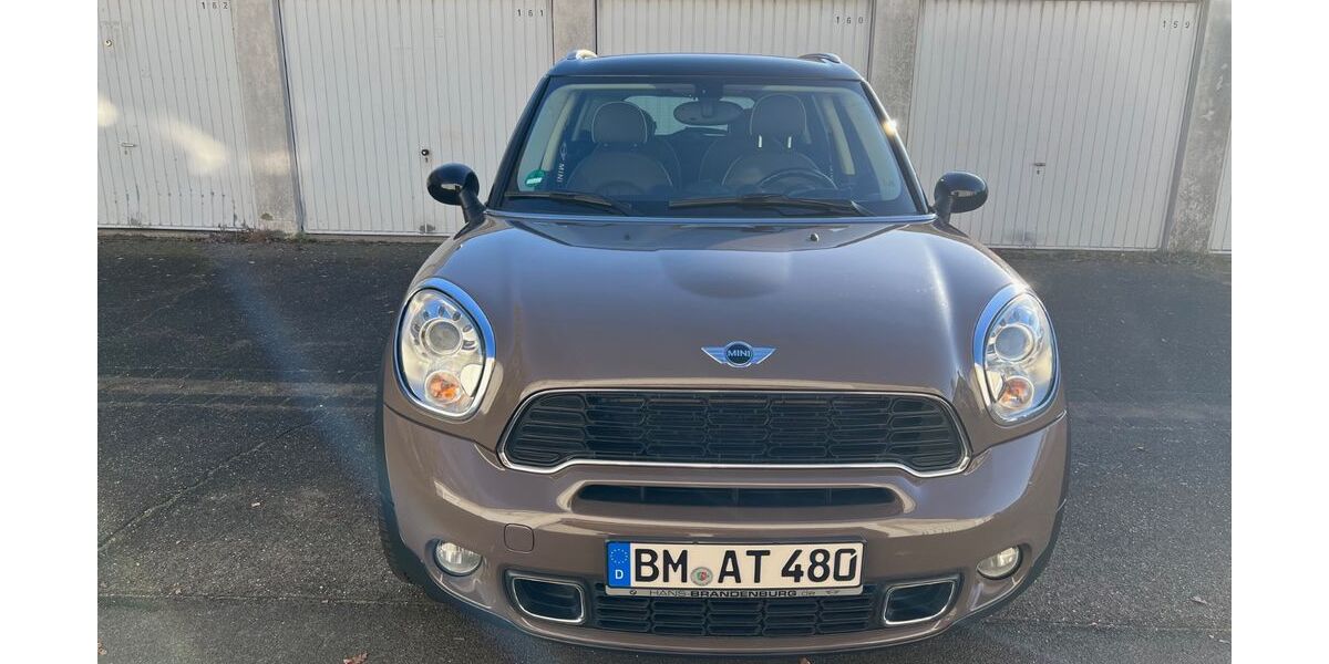 Mini Countryman S (Cooper) 132.000 km 9.900 &euro; Pulheim 50259