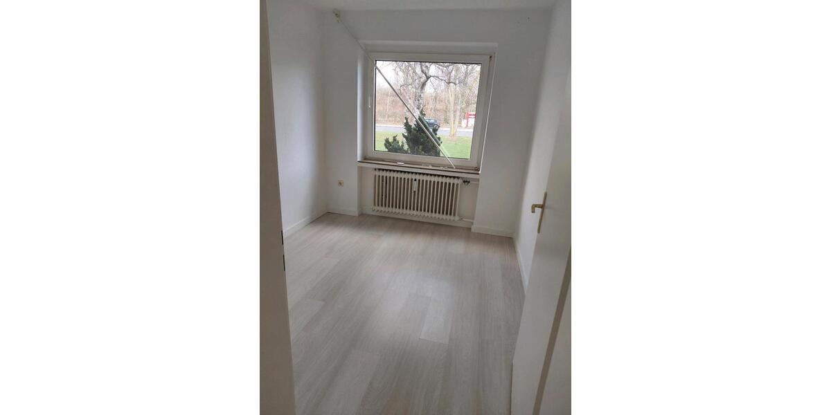 Erdgeschoßwohnung Bergheim - 3 Zimmer, 86 m&sup2;, 1.300&euro; | Angebot:25404174