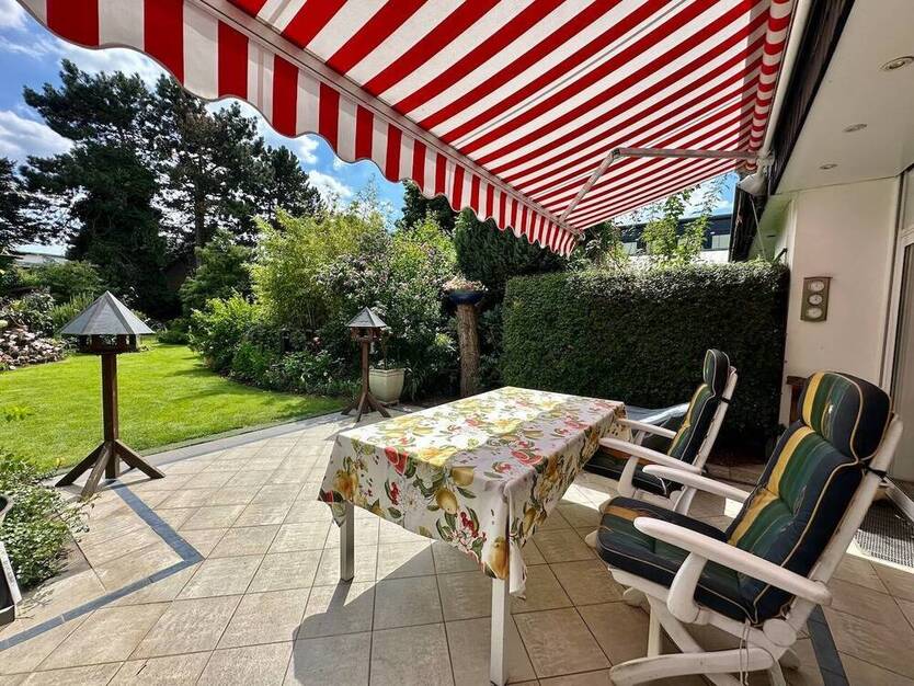 Gepflegtes Reihenhaus mit großem Garten