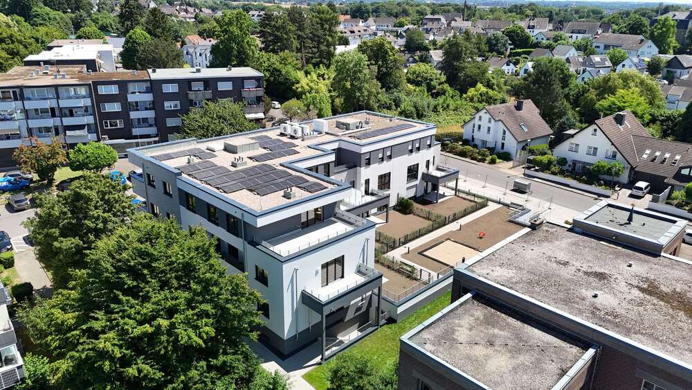 Wohnung zum Kaufen in Leverkusen, Berg. Neukirchen 800.800 € 133.47 m² 5 zimmer