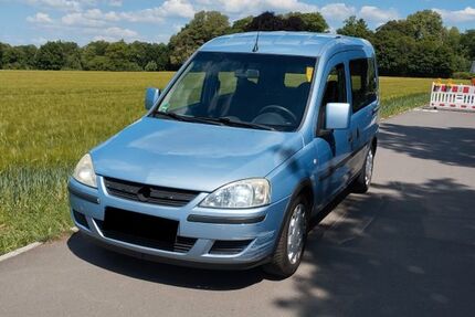 Opel Combo 120.228 km 2.000 &euro; Köln 51103