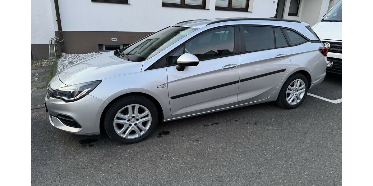 Opel Astra Klima Navi Temp CarPlay GARANTIE 37.000 km 37.000 km 14.000 &euro; Erftstadt 50374