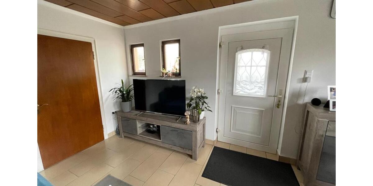 Erdgeschoßwohnung Solingen Wald - 2 Zimmer, 50 m&sup2;, 650&euro; | Angebot:26338801