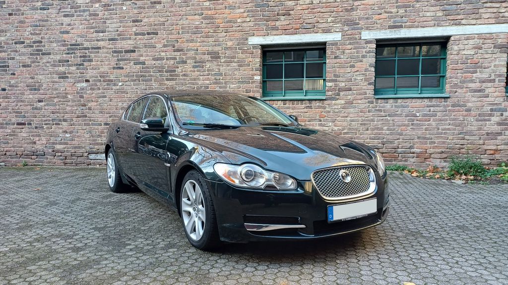 Jaguar XF 202.000 km 6.800 € Köln 50670