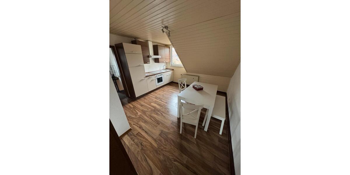 Dachgeschoßwohnung Langenfeld (Rheinland) - 2 Zimmer, 52 m&sup2;, 700&euro; | Angebot:24839218