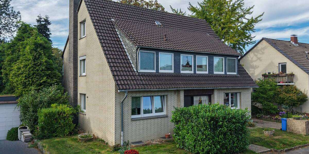 Einfamilienhaus Solingen Aufderhöhe - 6 Zimmer, 208 m&sup2;, 639.990&euro; | Angebot:27709753