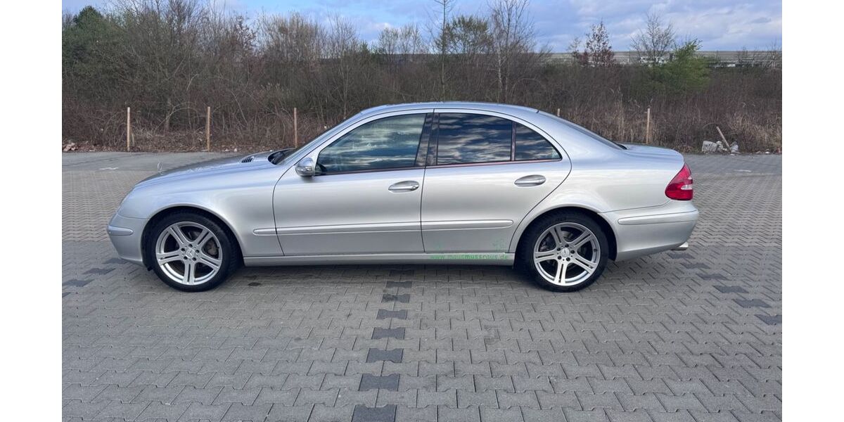 Mercedes-Benz E 240 150.000 km 4.900 &euro; Niederkassel 53859
