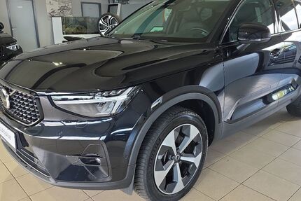 Volvo XC40 40.397 km 28.950 &euro; Bergheim 50126