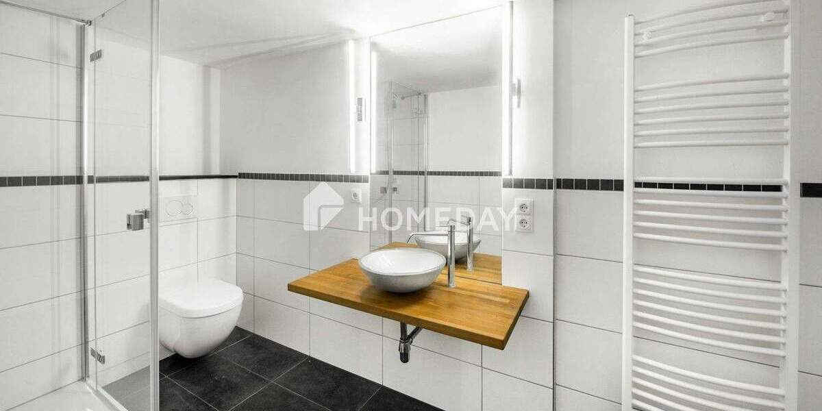 Etagenwohnung Bonn Kessenich - 2 Zimmer, 137 m&sup2;, 449.000&euro; | Angebot:25067420