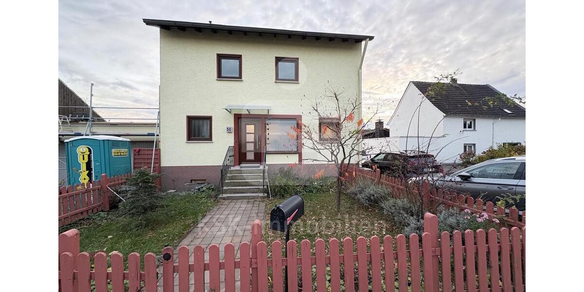 Großzügiges Einfamilienhaus in ruhiger, ländlicher Umgebung. 6 zimmer