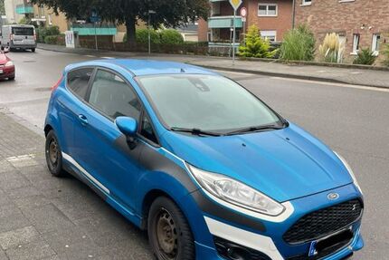 Ford Fiesta 105.000 km 5.000 € Remscheid 42853