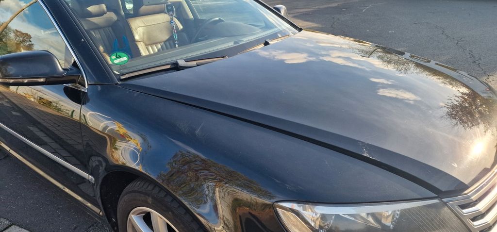 VW Phaeton 272.000 km 8.750 € Köln 50739