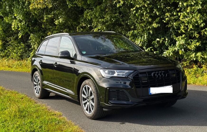 Q7