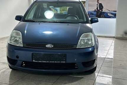 Ford Fiesta 273.650 km 450 € Köln 51107