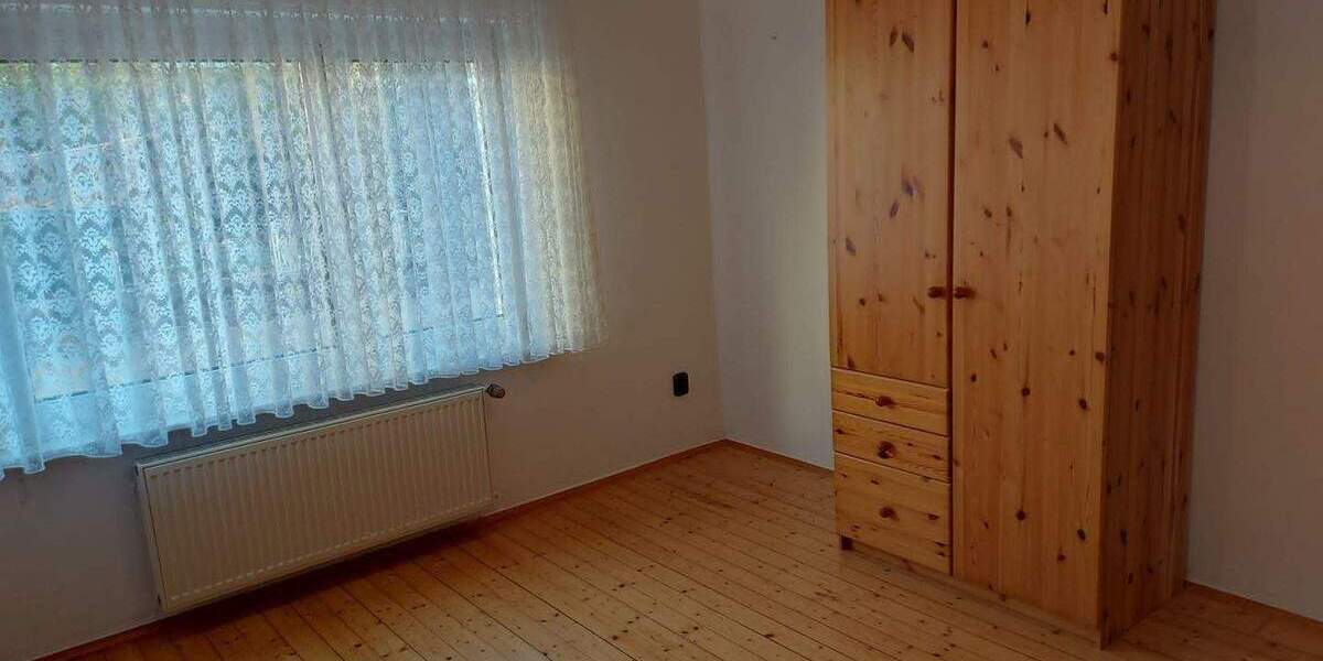Doppelhaushälfte Bornheim - 7 Zimmer, 162 m&sup2;, 328.000&euro; | Angebot:26686407