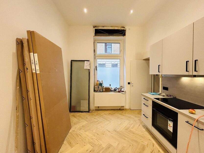 Kernsanierte, teilmöblierte 4-Zimmer-WG in zentraler, gut angebundener Lage in Köln-Ehrenfeld! 4 zimmer