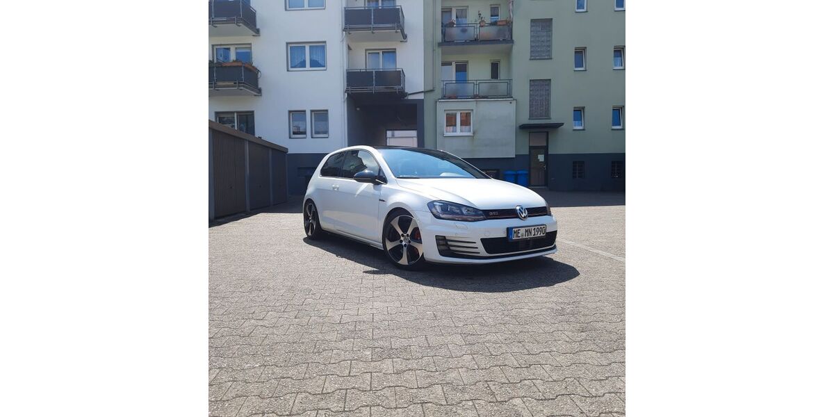 VW Golf 78.500 km 17.150 &euro; Solingen 42651