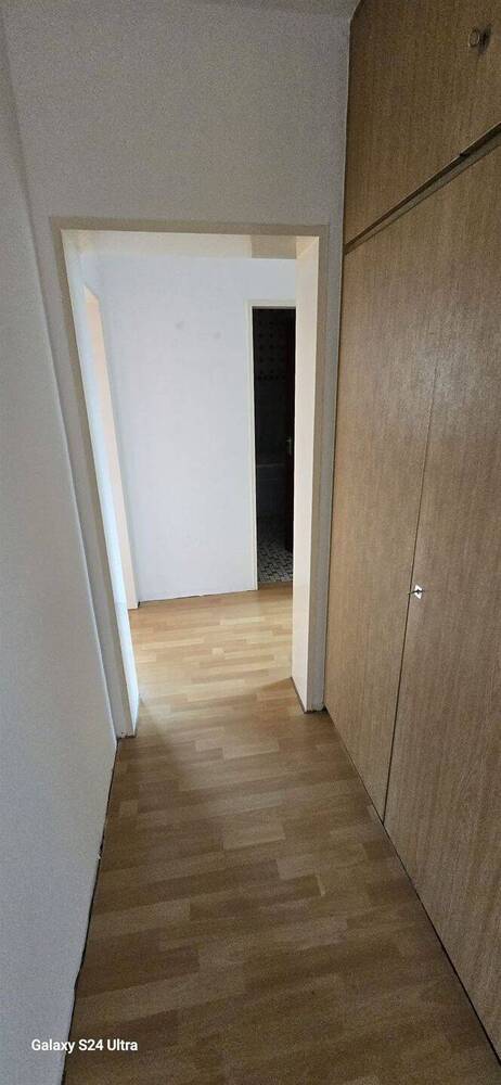 Gepflegte, 3-Zimmer-Wohnung mit Balkon und Aufzug inkl. Tiefgaragenstellplatz