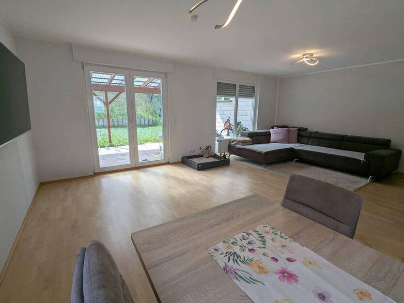 Charmantes 5-Zimmer-Reiheneckhaus mit gehobener Innenausstattung