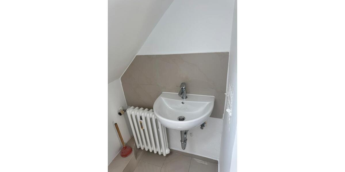 Dachgeschoßwohnung Köln Mülheim - 1 Zimmer, 40 m&sup2;, 650&euro; | Angebot:26168965