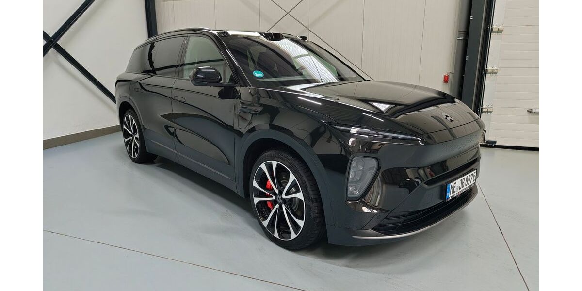 Nio EL8 25.000 km 59.889 &euro; Haan 42781