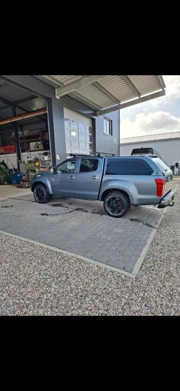 D-Max