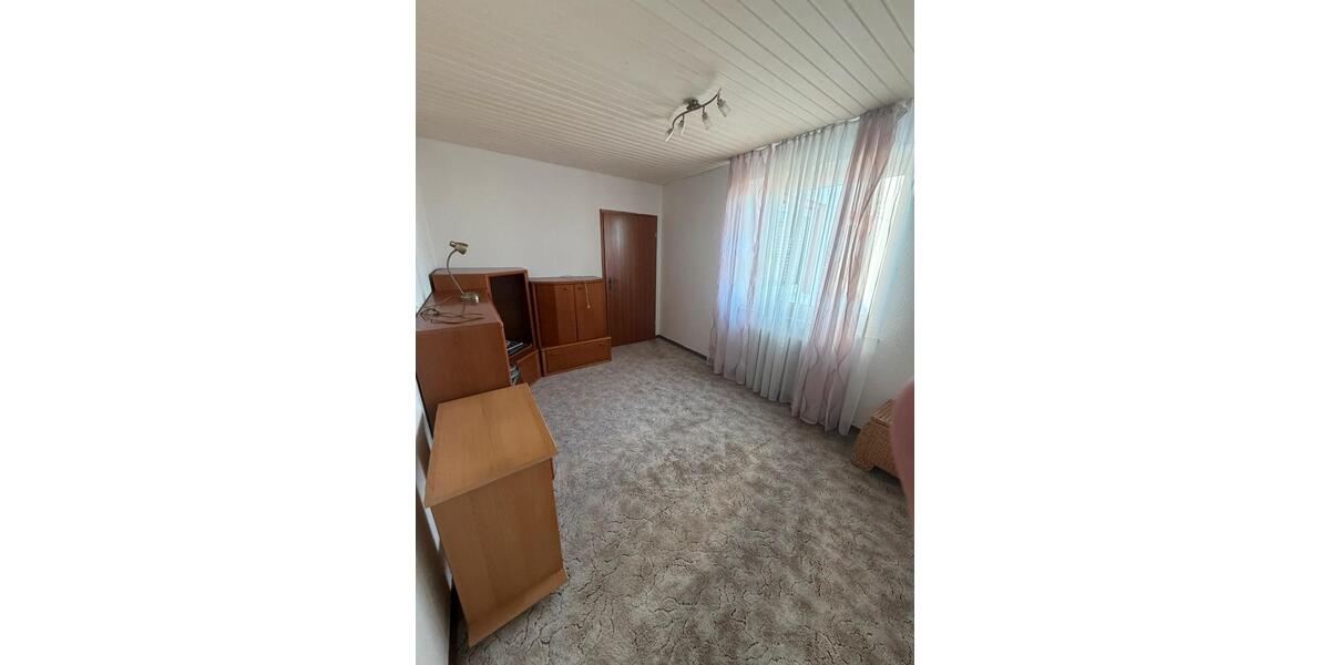 Etagenwohnung Köln Porz - 5 Zimmer, 143 m&sup2;, 2.100&euro; | Angebot:25349054