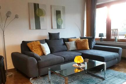 Von PRIVAT! Hell, ruhig, gepflegt, 4ZKDB, WC, SW-Balkon, 85qm!