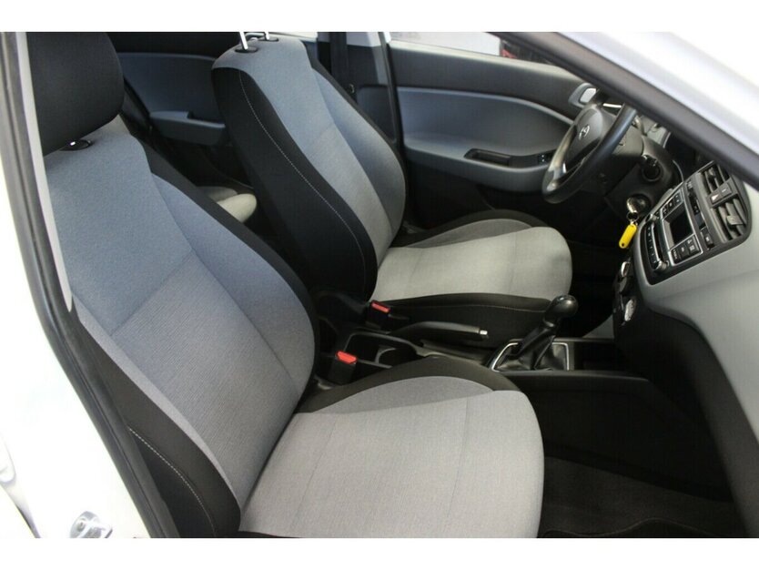 Hyundai i20 1.2 Classic 98.650 km 7.980 € Euskirchen 53881