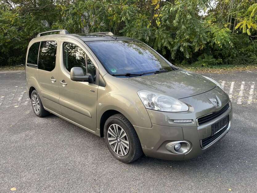 Peugeot Partner 196.000 km 5.200 € Düsseldorf 40591