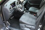 VW T-Roc 2,0 TDi 4-Motion R-Line Navi DSG SOFORT !!! 29.000 km 29.950 € Bonn 53225