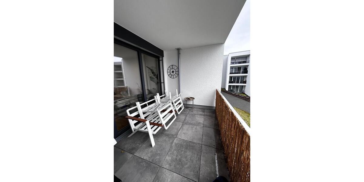 Etagenwohnung Bergisch Gladbach - 3 Zimmer, 90 m&sup2;, 1.645&euro; | Angebot:25519534