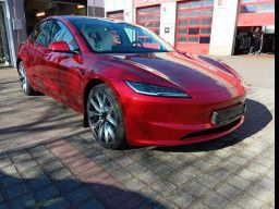 Tesla Model 3 22.764 km 41.880 &euro; Köln 50996